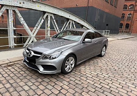 Mercedes-Benz E 250 d Sport Edition Autom. Sport Edition AMG L