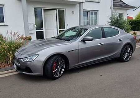 Maserati Ghibli SQ4 deutsche Erstauslieferung