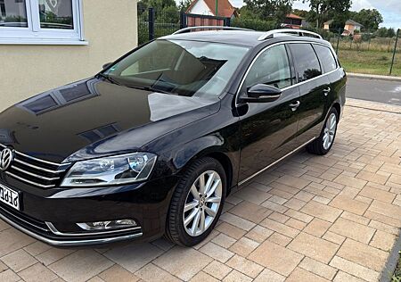 VW Passat Variant Volkswagen Passat 1.4 125.000 km neue Steuerkette