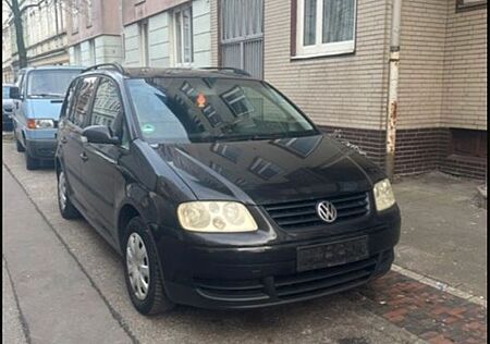 VW Touran Volkswagen 1.6 FSI