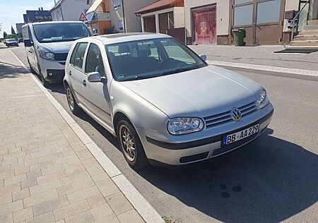 VW Golf Volkswagen 1.4 Basis