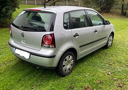 VW Polo Volkswagen 1.2l/ wenig Kilometer/ TÜV neu!