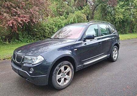 BMW X3 Baureihe 2.0d/XENON/TEILLEDER