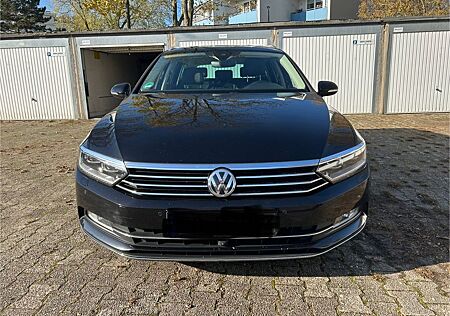 VW Passat Variant Volkswagen 2.0 TSI DSG Buisnessline Varia...