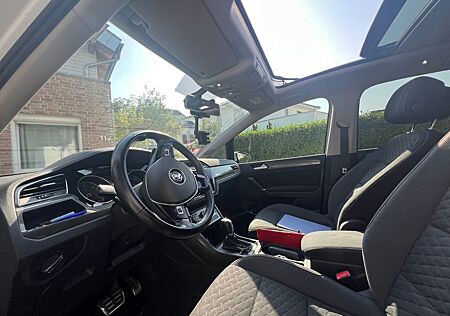 VW Touran Volkswagen 2.0 TDI SCR DSG IQ.DRIVE IQ.DRIVE
