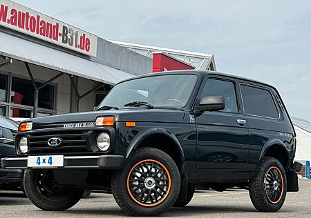 Lada Niva 4x4 Offroad 1.7i Euro6 AHK 2000kg USB TÜV