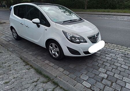Opel Meriva 1.4 140 PS 2011 top gepflegt mit Tüv