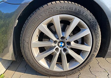 BMW 520d xDrive Touring A -