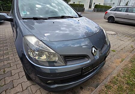 Renault Clio Exception 1.6 16V 65kW Exception