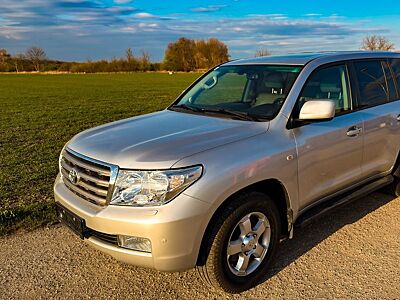 Toyota Land Cruiser 4,5-l-V8-D-4D Executive Automat...