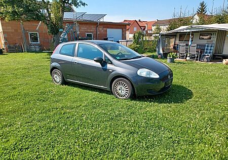 Fiat Grande Punto perfektes Anfänger oder Winterauto.