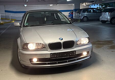 BMW 323Ci -