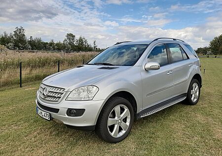 Mercedes-Benz ML 350 - OFF Road Paket HU NEU bis 2026