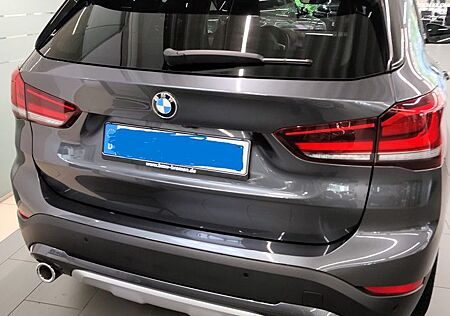 BMW X1 xDrive20d xLine *PANO *NAVI *AHK *KAM