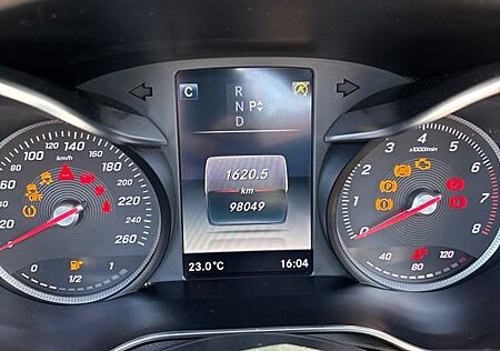 Mercedes-Benz C 200 4MATIC AMG Line Autom. AMG Line