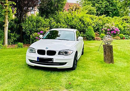 BMW 118d -Automatik/Top-Zustand/Inspektion neu
