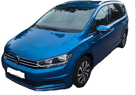 VW Touran Volkswagen 1.5 TSI ACTIVE, blau, 24800 km, HU 10/27
