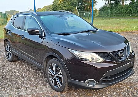 Nissan Qashqai 1.5 dCi DPF 360°
