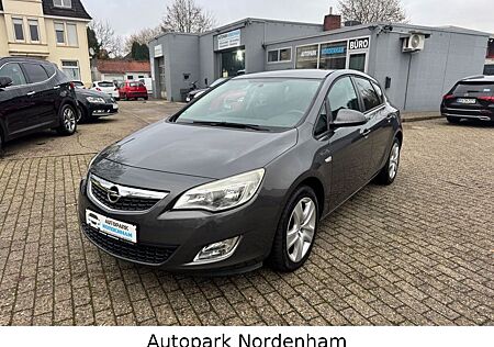 Opel Astra J 1.4T Lim. Design Edition*2.HD*KLIMA*SHZ*