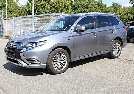 Mitsubishi Outlander 2.4 PLUG-IN HYBRID 4WD