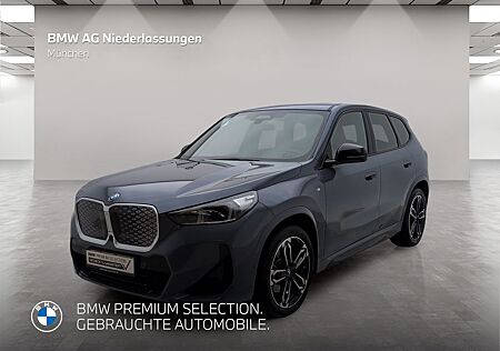 BMW iX1 xDrive30 M Sport AHK Driv.Assist.Prof LED
