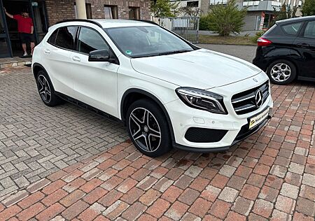 Mercedes-Benz GLA 250 Street Style AMG-Line+Navi+Leder+