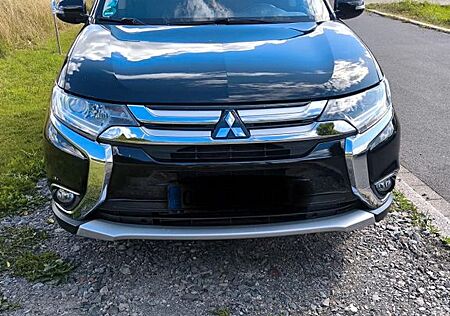Mitsubishi Outlander 2.2 DI-D Klassik Kollektion+ Autom...