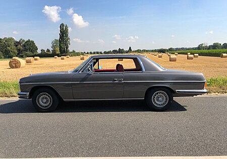 Mercedes-Benz 280 W114/8 Coupe