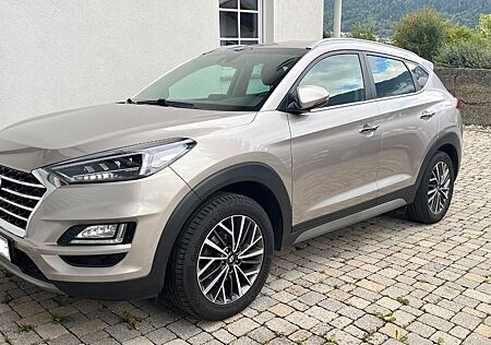 Hyundai Tucson gebraucht kaufen Hyundai Tucson 1.6 CRDI 4WD