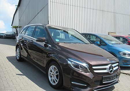 Mercedes-Benz B 200 Urban Style Edition-NAVI-LED-KAMERA-LEDER