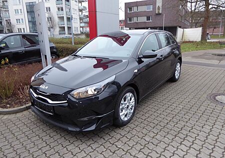Kia Cee'd Ceed 1.5 T-GDI DCT7 OPF Vision (CD) KOMF+
