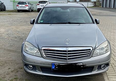 Mercedes-Benz 200
