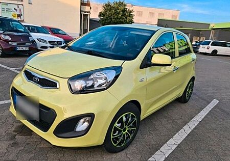 Kia Picanto 1.2 FIFA World Cup Edition FIFA Worl...