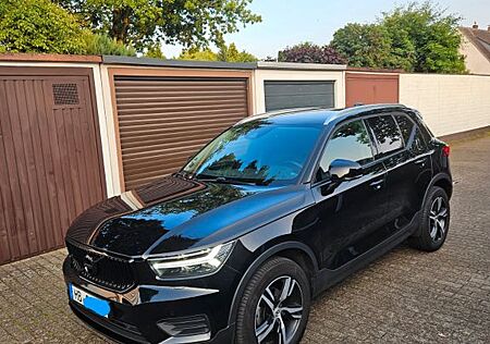 Volvo XC 40 XC40 T3 Momentum Pro Geartronic Momentum Pro
