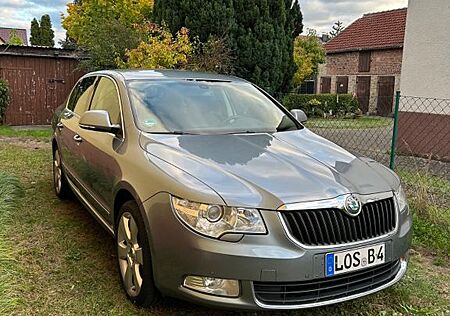 Skoda Superb 1.8 DSG Elegance