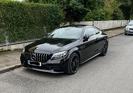 Mercedes-Benz C 220 d Coupé AMG Sportstyle Edition/Pano/Distr