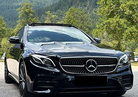 Mercedes-Benz E 53 AMG Mercedes-AMG E 53 4MATIC+ T Autom. ...