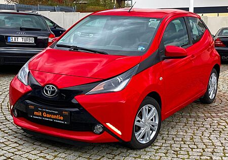 Toyota Aygo (X) Aygo -play touch Rückfahrkamera Klima LED