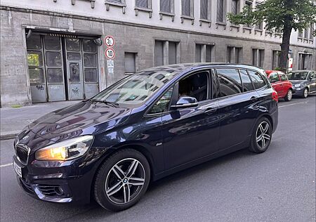 BMW 2er 218 Gran Tourer 218d Scheckheft / TÜV neu