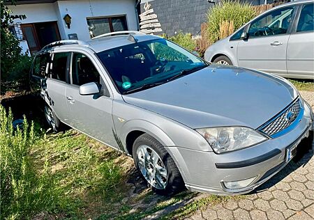 Ford Mondeo 1,8 92 kW Ghia Ghia