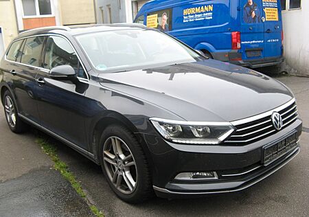 VW Passat Variant Volkswagen Highline Kamera LED Pan-Dach