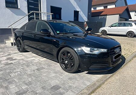 Audi A6 3.0 TDI S-line/Bose/Leder/Temp./Navi/StHz