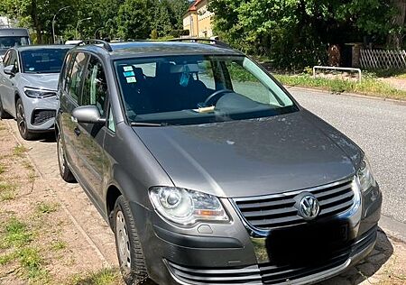 VW Touran Volkswagen 1.6 Trendline Familienauto (bis 8 Sitze)