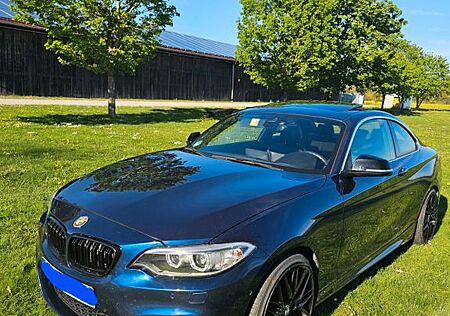 BMW 225d Steptronic Coupé Sport Line