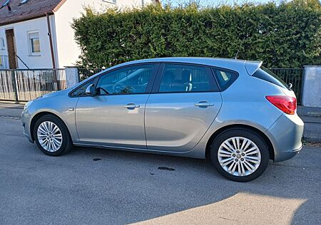 Opel Astra Sports Tourer 1.4 Turbo Selection 103 ...