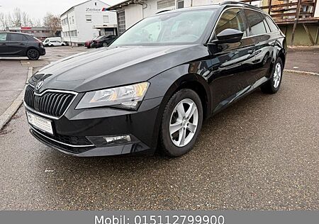 Skoda Superb Combi Ambition *NAVI*AHK*SHZ*TEMP*DSG*PDC