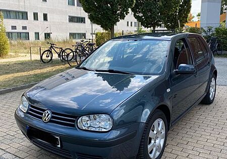 VW Golf Volkswagen 1.6 HU/AU 07/27 Alufelgen 16 Zoll Allw.Reif