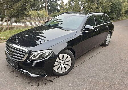 Mercedes-Benz E 300 d T Autom. -