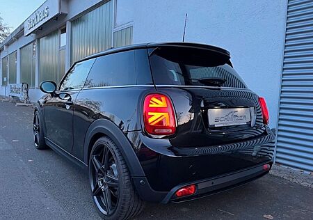 Mini Cooper SE Yours AC Schnitzer JAHRESSTART