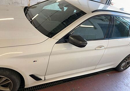 BMW 520d Touring A -